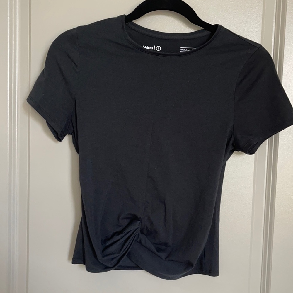 Outdoor Voices Knot front tee - size s